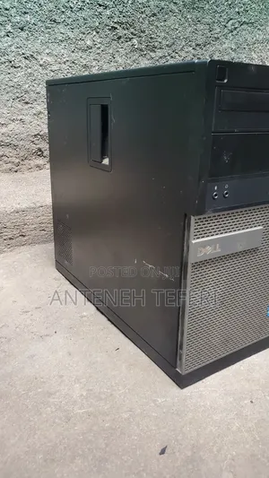 Desktop Computer Dell OptiPlex 790 2GB Intel Core i3 HDD 500GB