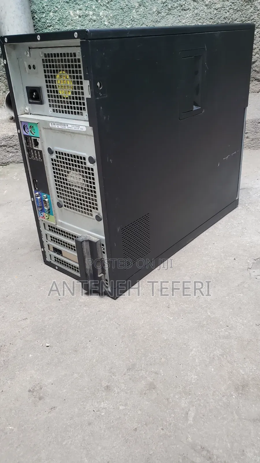Desktop Computer Dell OptiPlex 790 2GB Intel Core i3 HDD 500GB