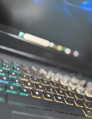 New Laptop HP OmniBook 7 14" 16GB Intel Core i7 SSD 512GB