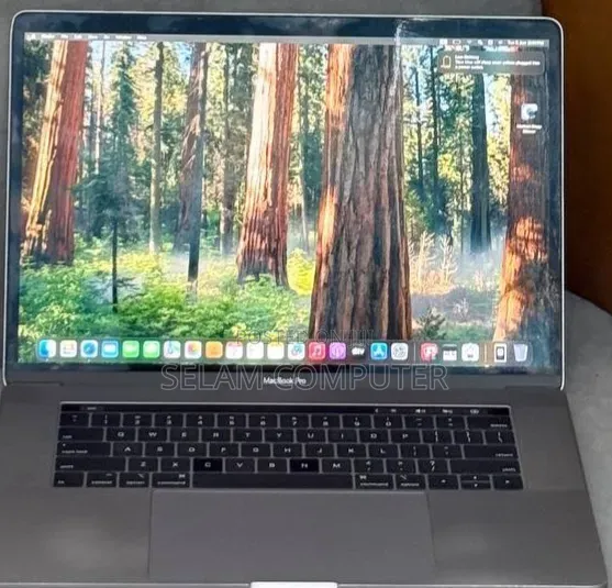 New Laptop Apple MacBook Pro 2019 16GB Intel Core i9 SSD 512GB