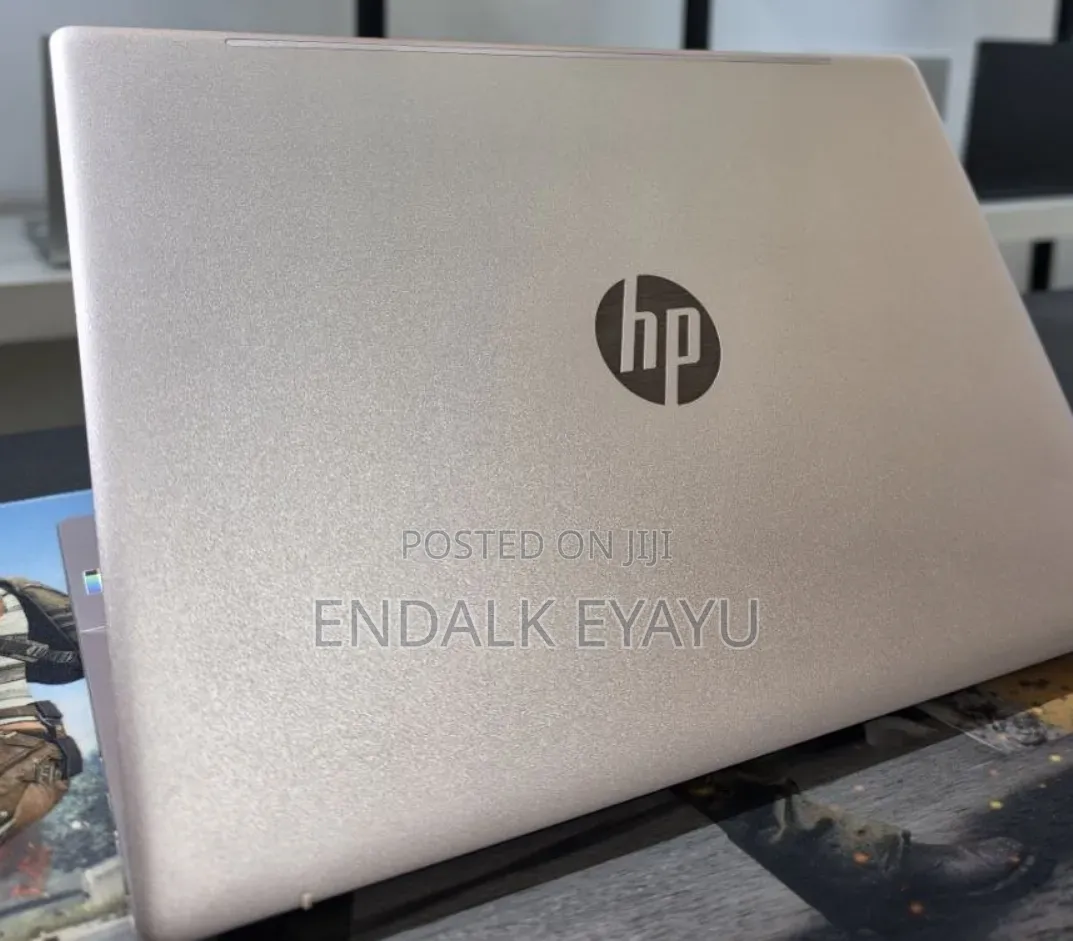 New Laptop HP Pavilion 14 16GB Intel Core i7 SSD 512GB