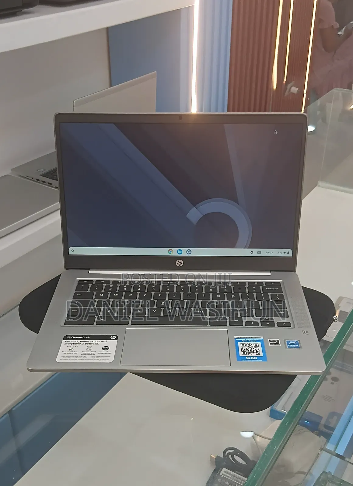 New Laptop HP Chromebook 14 4GB Intel Xeon SSD 640GB