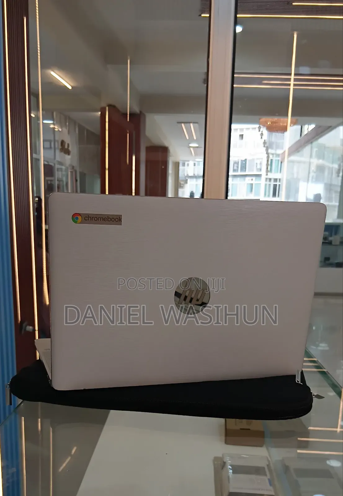 New Laptop HP Chromebook 14 4GB Intel Xeon SSD 640GB