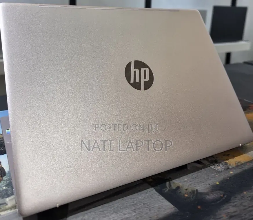 New Laptop HP Pavilion 14 16GB Intel Core i7 SSD 1T