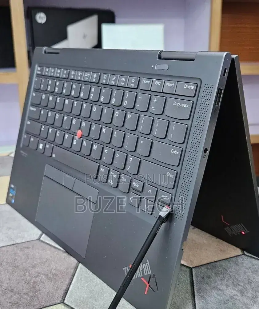 New Laptop Lenovo ThinkPad X1 Yoga 16GB Intel Core i7 SSD 512GB