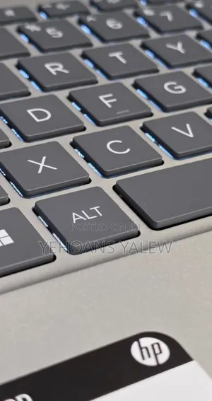 New Laptop HP Pavilion 15-eh0050wm 16GB Intel Core Ultra 7 SSD 1T