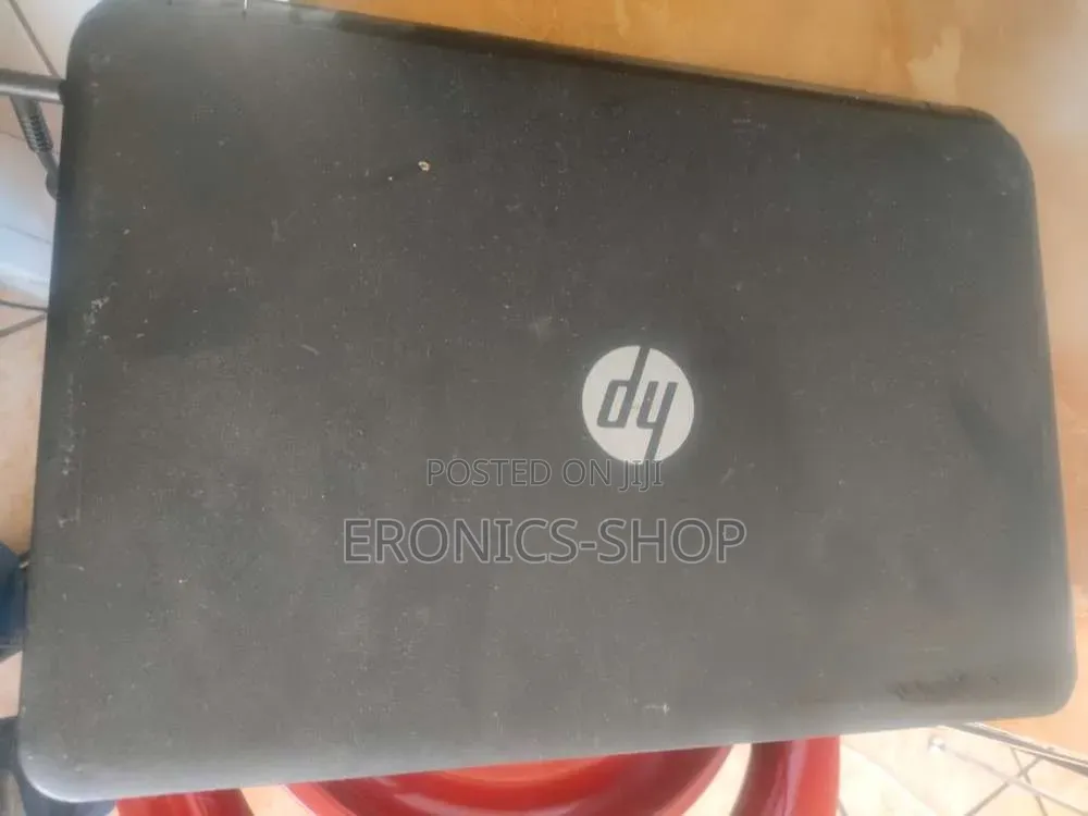 Laptop HP 255 4GB AMD HDD 320GB