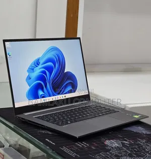 New Laptop HP ZBook 15 32GB Intel Core i7 SSD 512GB