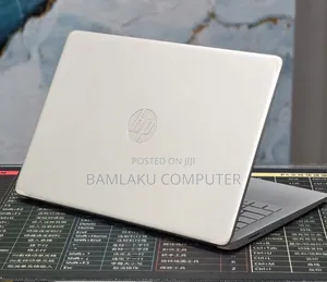 New Laptop HP Stream Notebook 8GB Intel Core i5 SSD 256GB