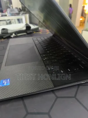 New Laptop Dell Precision 5570 16GB Intel Core i7 SSD 512GB
