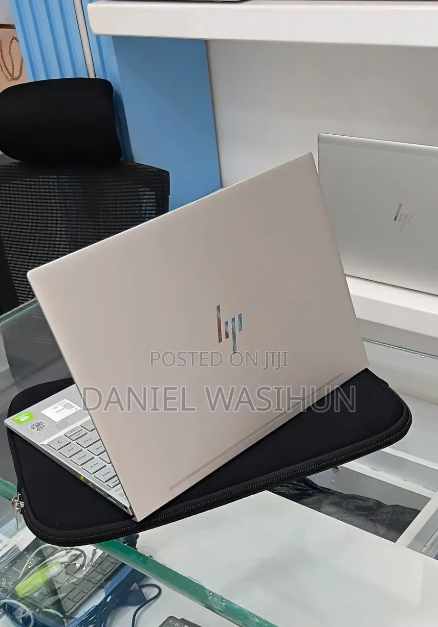 New Laptop HP Envy 13 8GB Intel Core i5 SSD 512GB