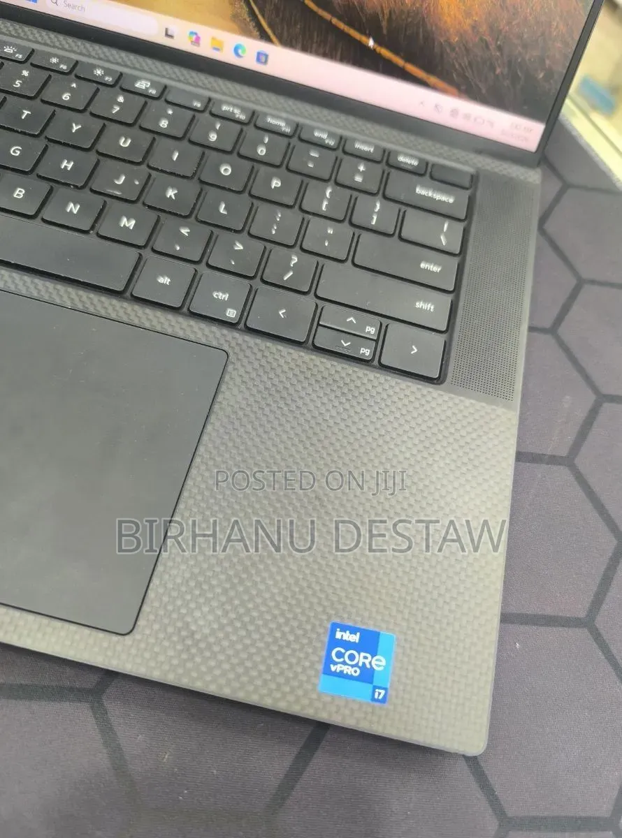 New Laptop Dell Precision 5570 16GB Intel Core i7 SSD 512GB