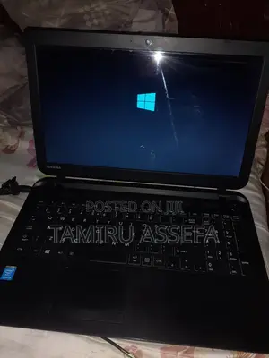 Laptop Toshiba Satellite C50 4GB Intel Core i5 HDD 500GB