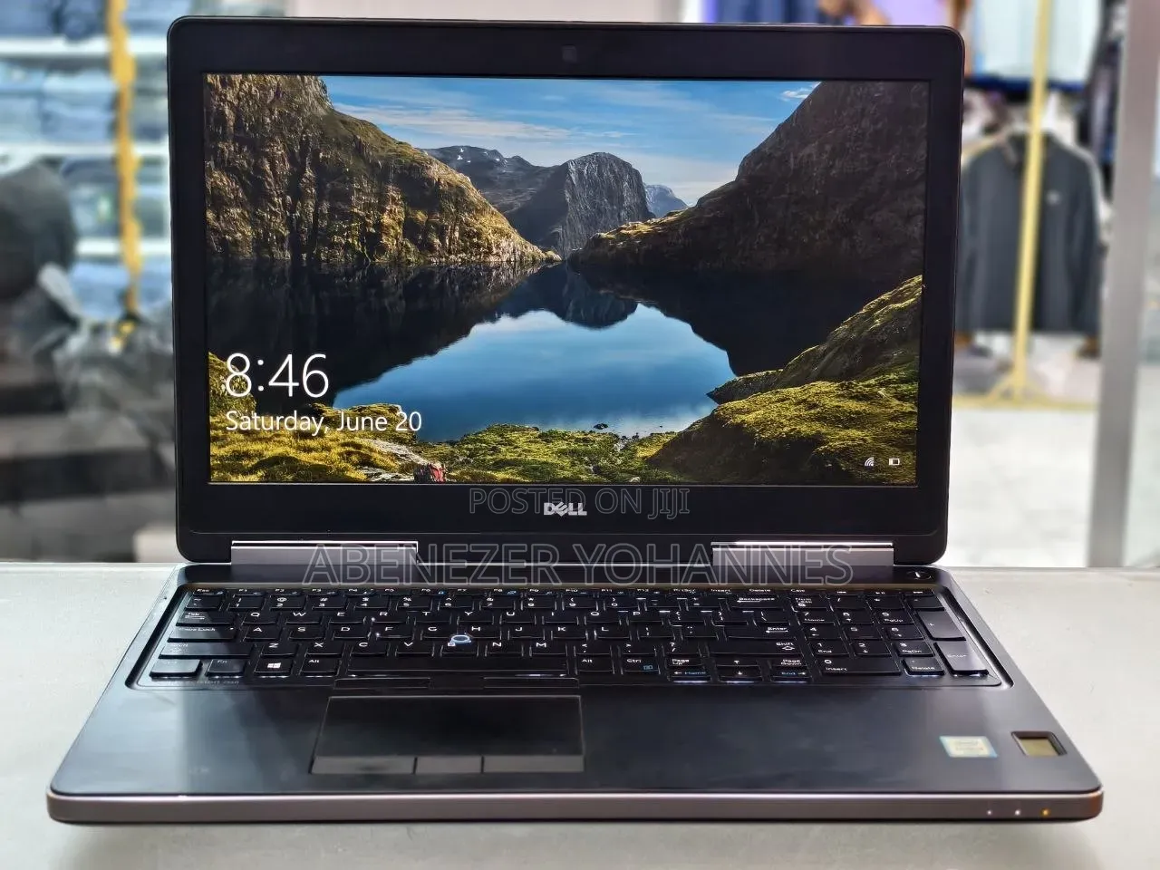 New Laptop Dell Precision 7510 8GB Intel Core i7 HDD 1T