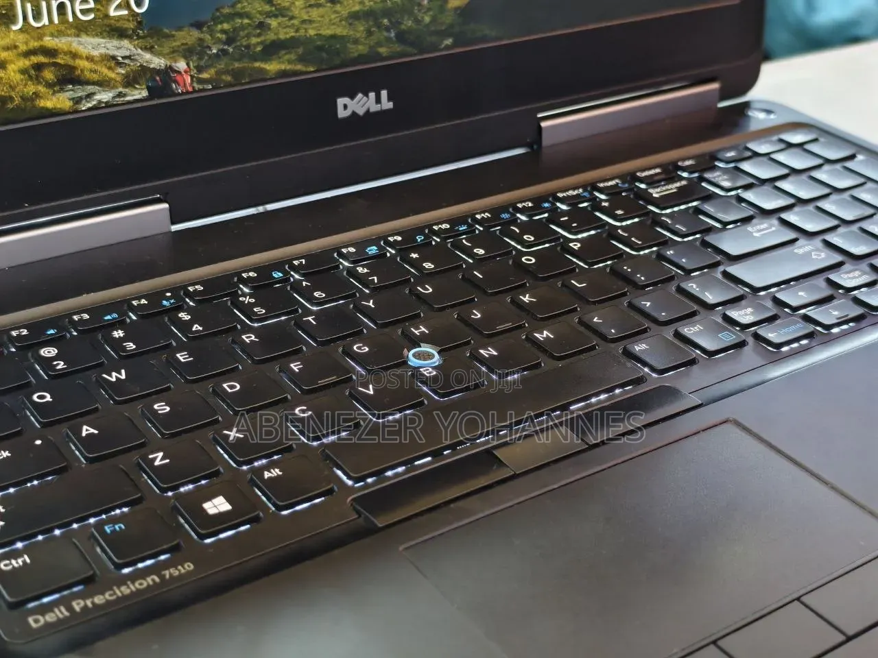 New Laptop Dell Precision 7510 8GB Intel Core i7 HDD 1T