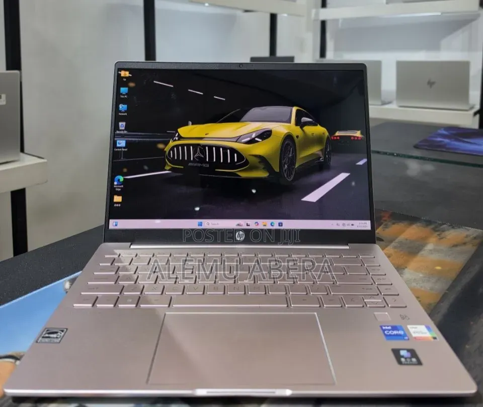 New Laptop HP 16GB Intel Core i7 SSD 512GB