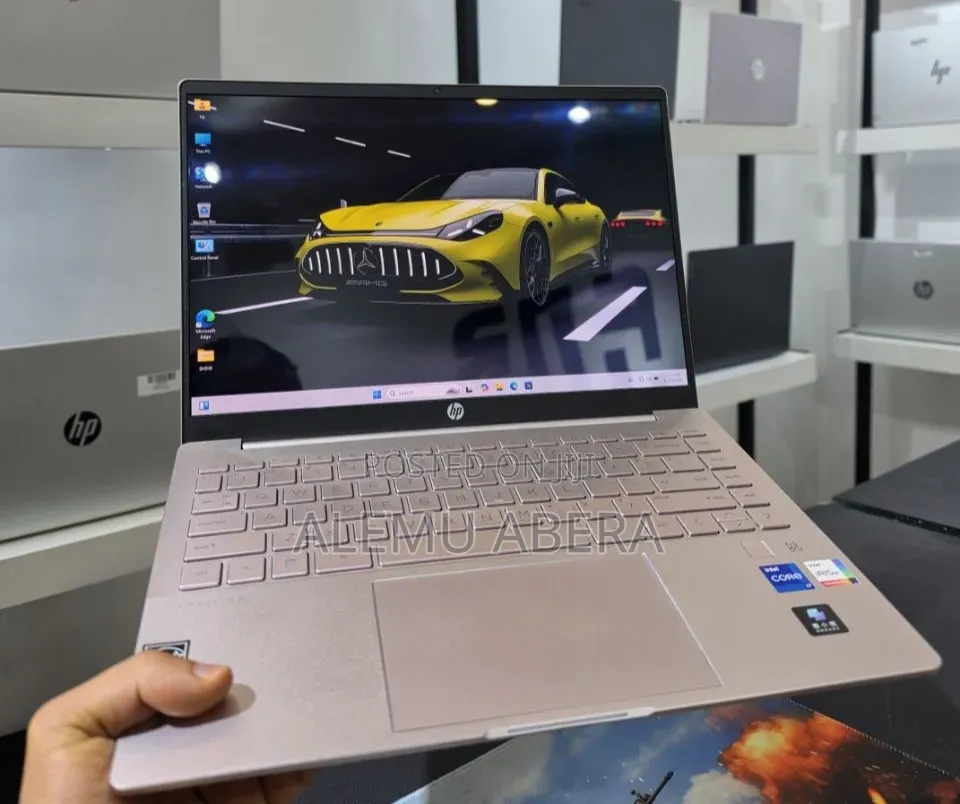 New Laptop HP 16GB Intel Core i7 SSD 512GB