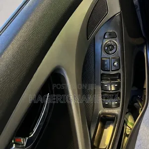 Hyundai Avante 2012 Silver