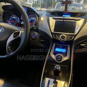 Hyundai Avante 2012 Silver