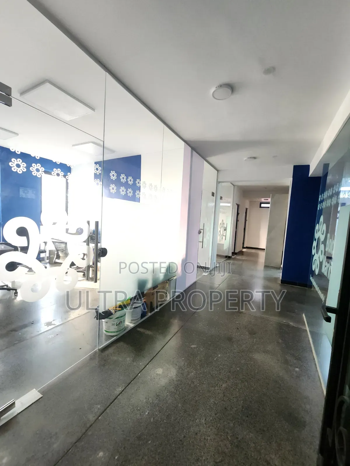 6bdrm Apartment in Bole for sale