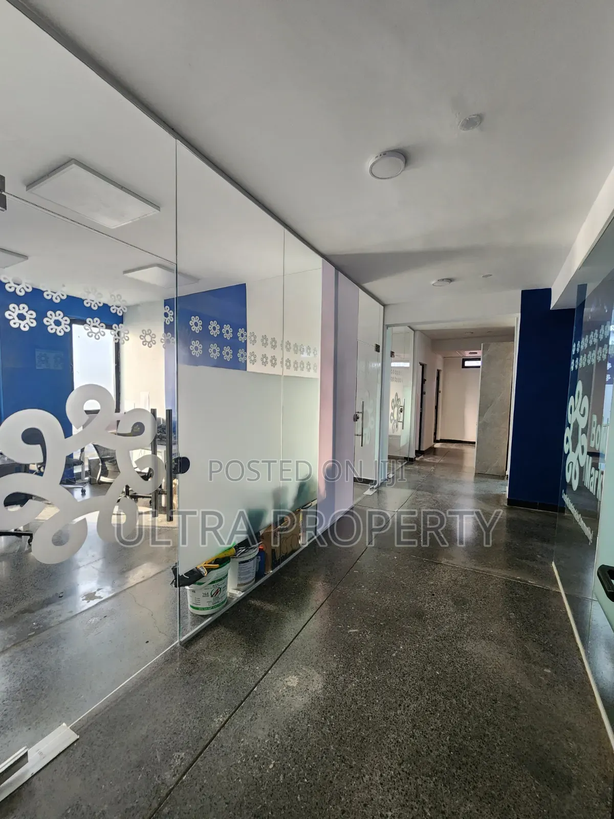 6bdrm Apartment in Bole for sale