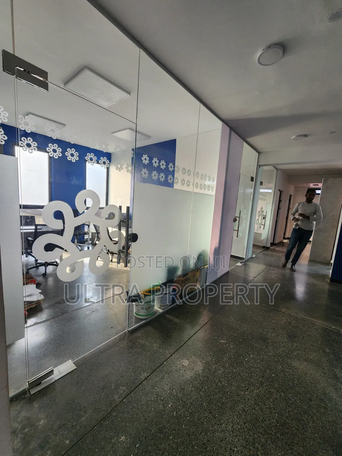 6bdrm Apartment in Bole for sale