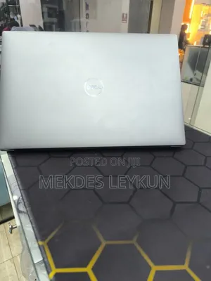 New Laptop Dell Precision 5570 16GB Intel Core i7 SSD 512GB
