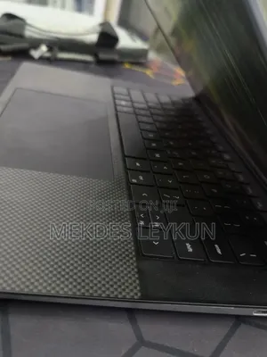 New Laptop Dell Precision 5570 16GB Intel Core i7 SSD 512GB
