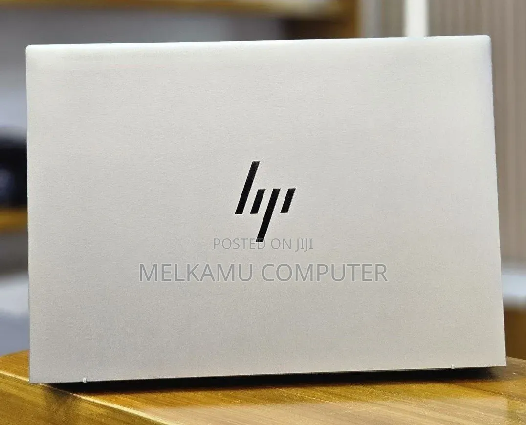 New Laptop HP EliteBook 840 G10 16GB Intel Core i7 SSD 1T