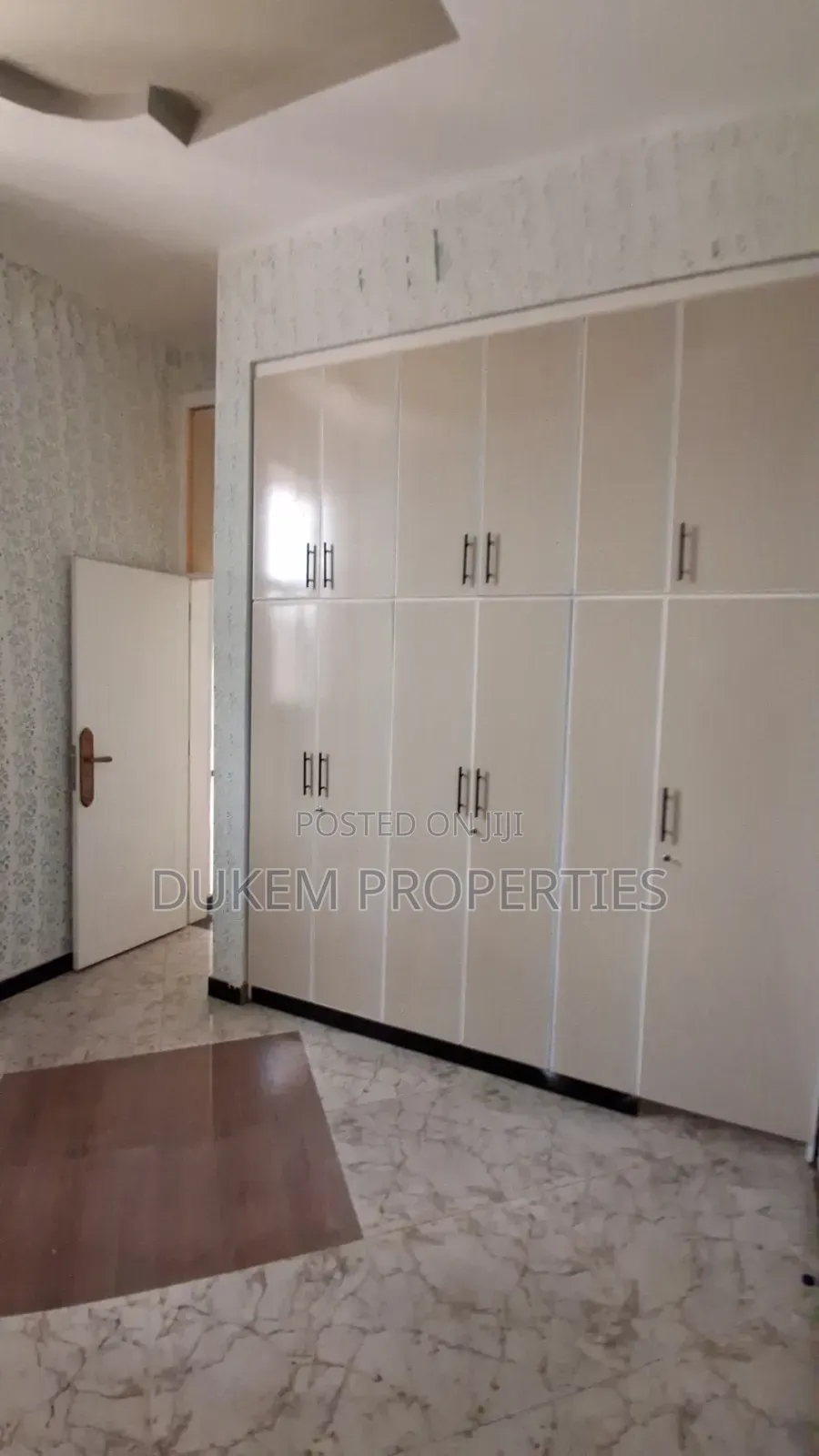 Furnished 4bdrm House in ዱከም ክ/ከተማ, East Shewa for sale