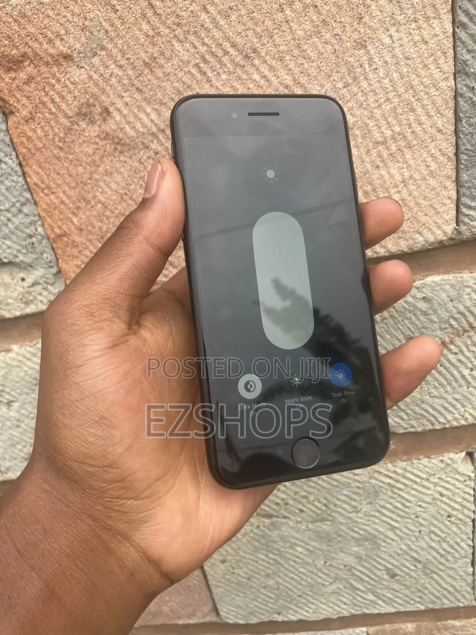 Apple iPhone SE (2022) 64 GB Black