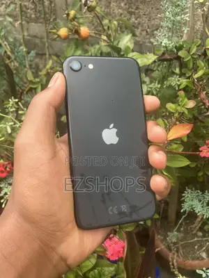 Apple iPhone SE (2022) 64 GB Black