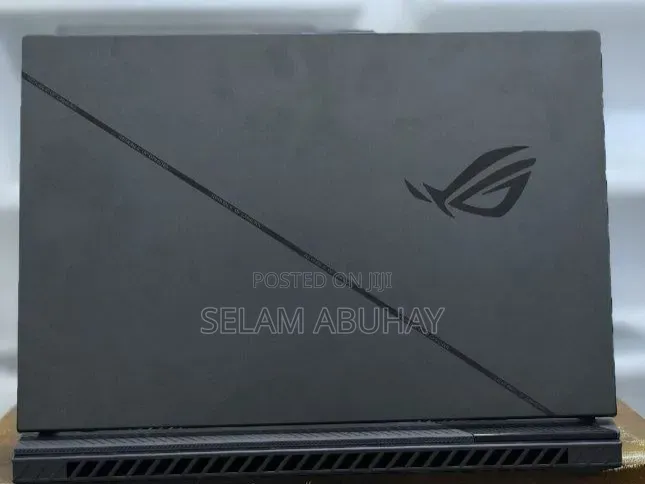 New Laptop Asus ROG Strix G17 16GB Intel Core i9 SSD 1T