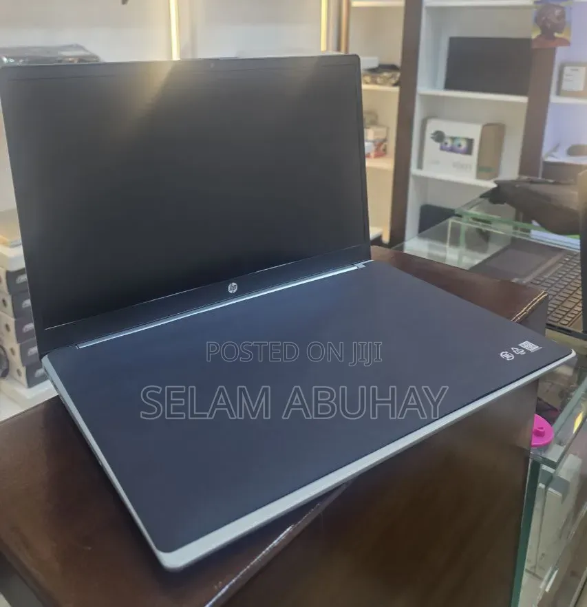 New Laptop HP Stream Notebook 8GB Intel Core i7 SSD 512GB