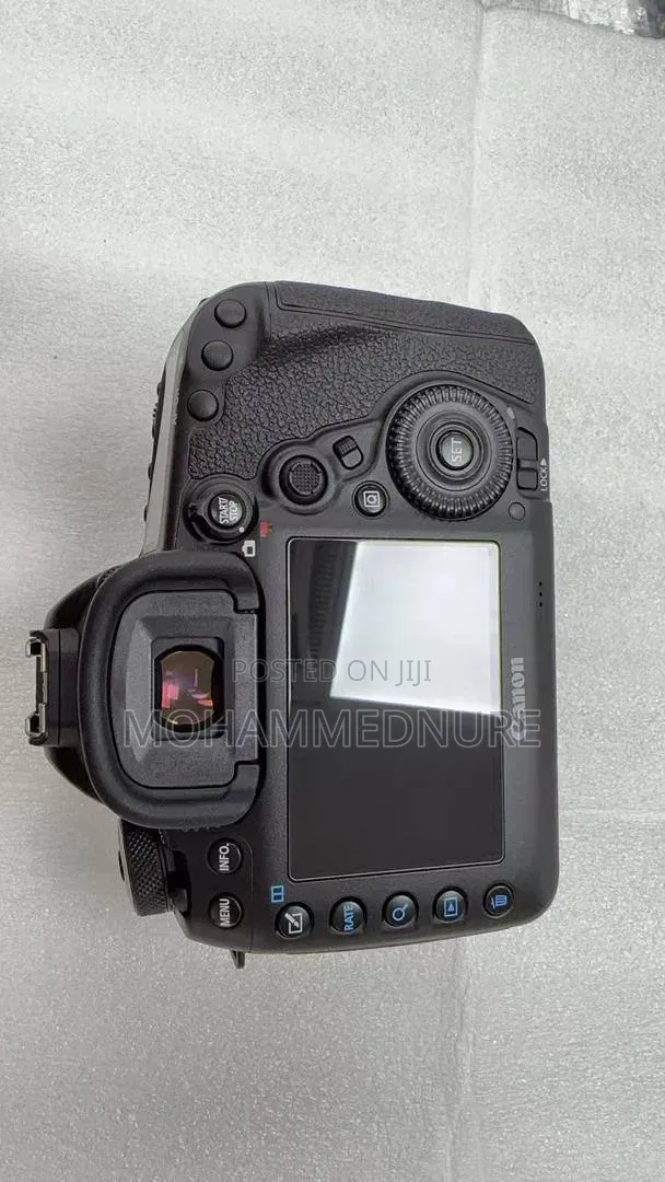 Digital Camera