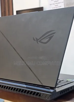 New Laptop Asus ROG Strix G17 16GB Intel Core i9 SSD 1T