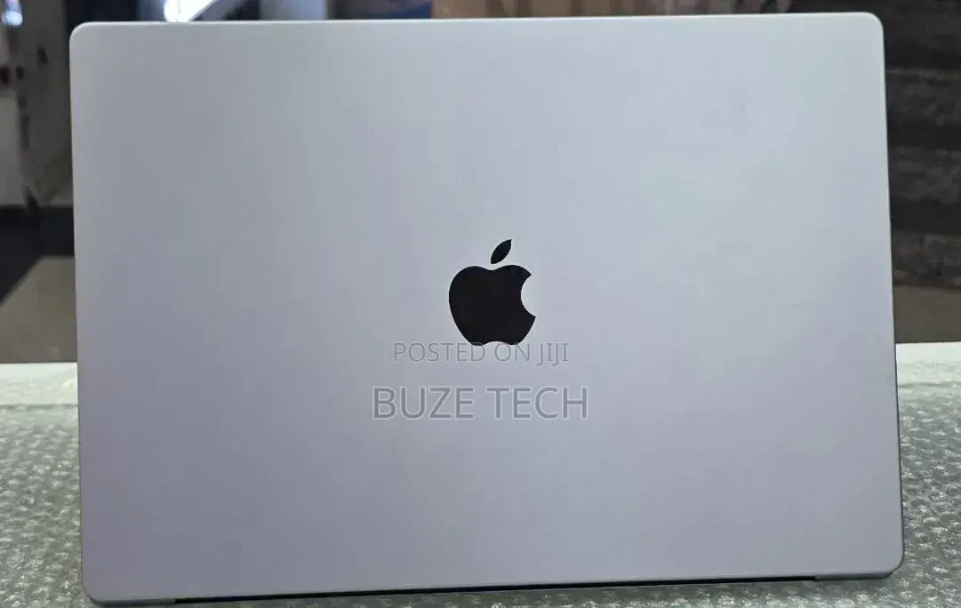 New Laptop Apple MacBook Pro 2021 M1 64GB Apple M1 Pro SSD 1T