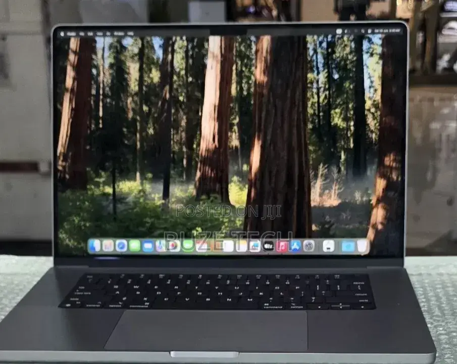New Laptop Apple MacBook Pro 2021 M1 64GB Apple M1 Pro SSD 1T