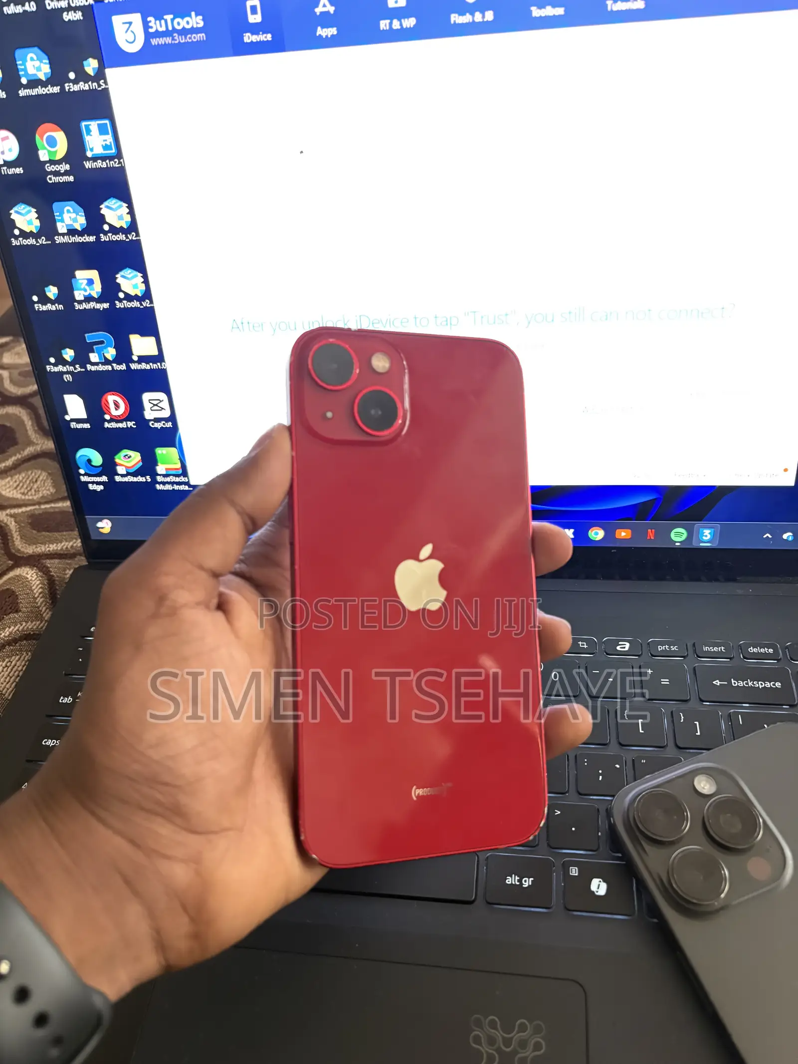 New Apple iPhone 13 128 GB Red