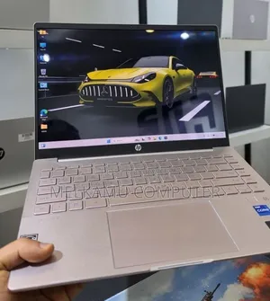 New Laptop HP Pavilion 14 16GB Intel Core i7 SSD 512GB