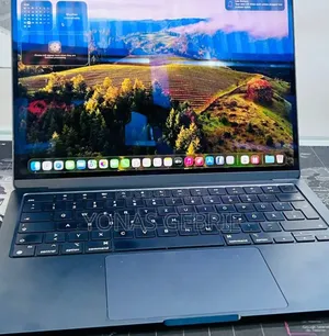 New Laptop Apple MacBook 16GB Apple M2 SSD 512GB