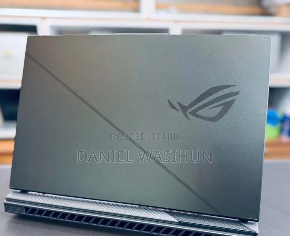 New Laptop Asus ROG Strix G16 G614 16GB Intel Core i9 SSD 1T