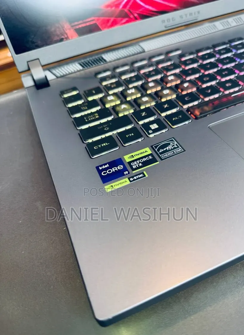New Laptop Asus ROG Strix G16 G614 16GB Intel Core i9 SSD 1T