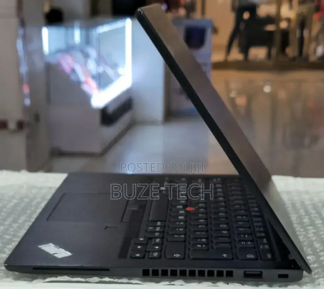 New Laptop Lenovo 16GB Intel Core i7 SSD 512GB