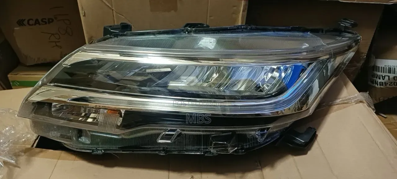 Head Lamp Toyota Rush