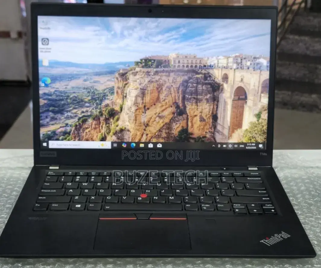 New Laptop Lenovo 16GB AMD Ryzen 5 SSD 512GB