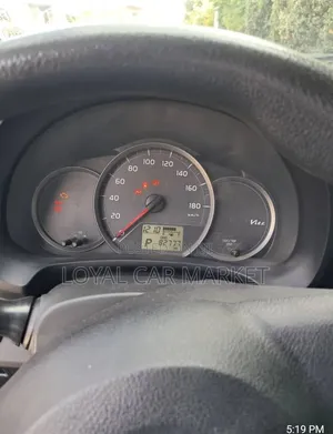 Toyota Yaris 2013 Gray