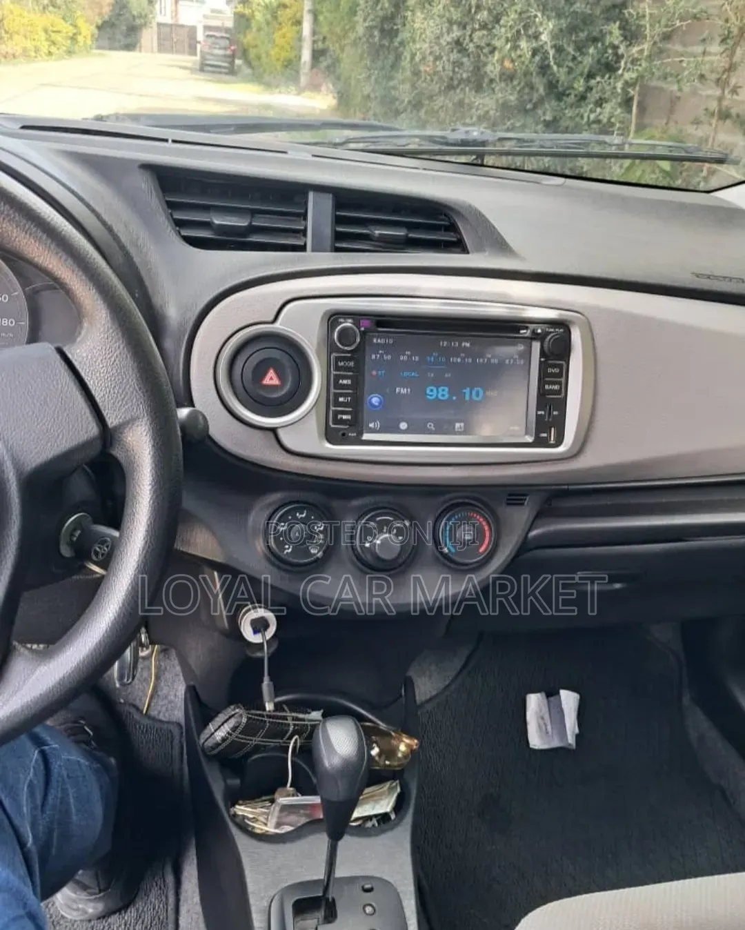 Toyota Yaris 2013 Gray