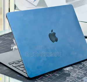 New Laptop Apple MacBook 16GB SSD 512GB
