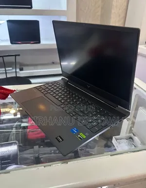 New Laptop HP Victus 15 16GB Intel Core i5 SSD 512GB